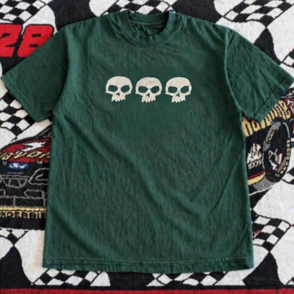 Gildan Men Green T-Shirt, Green Tee With Three White Skulls